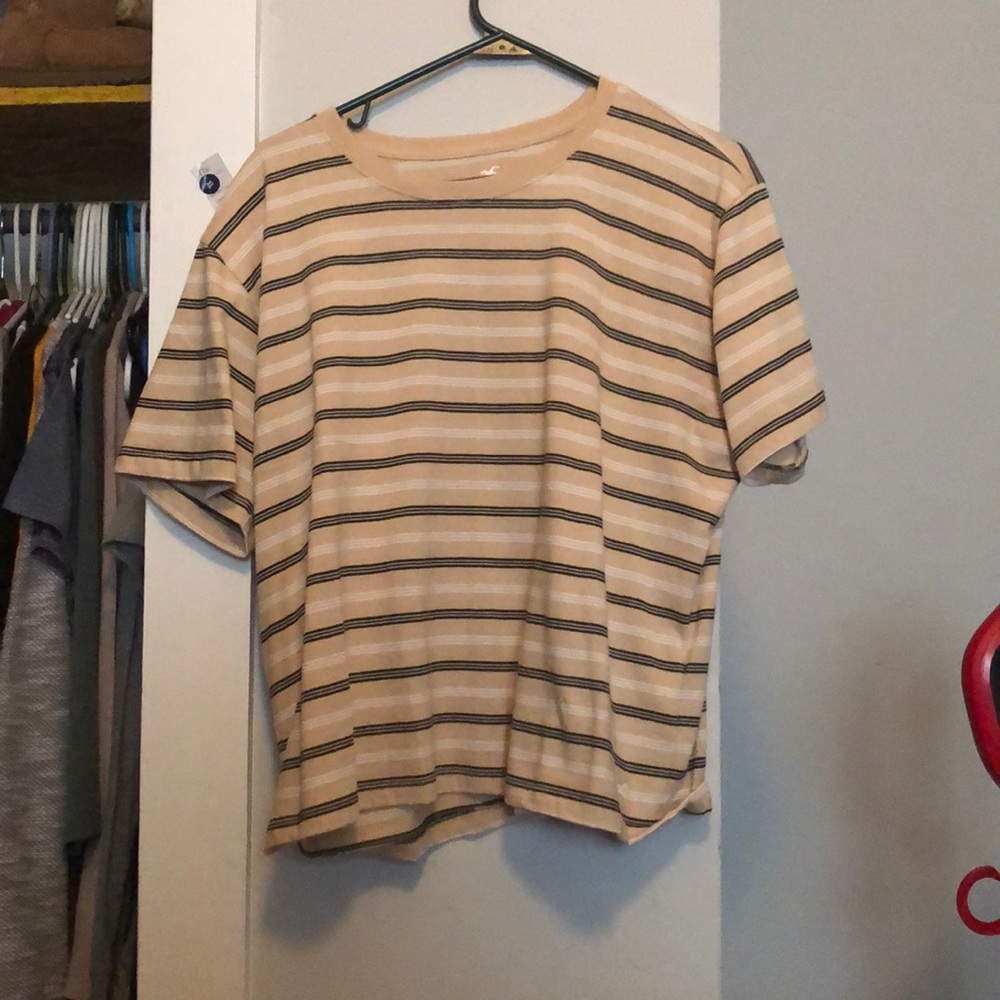 Short sleeve shirt